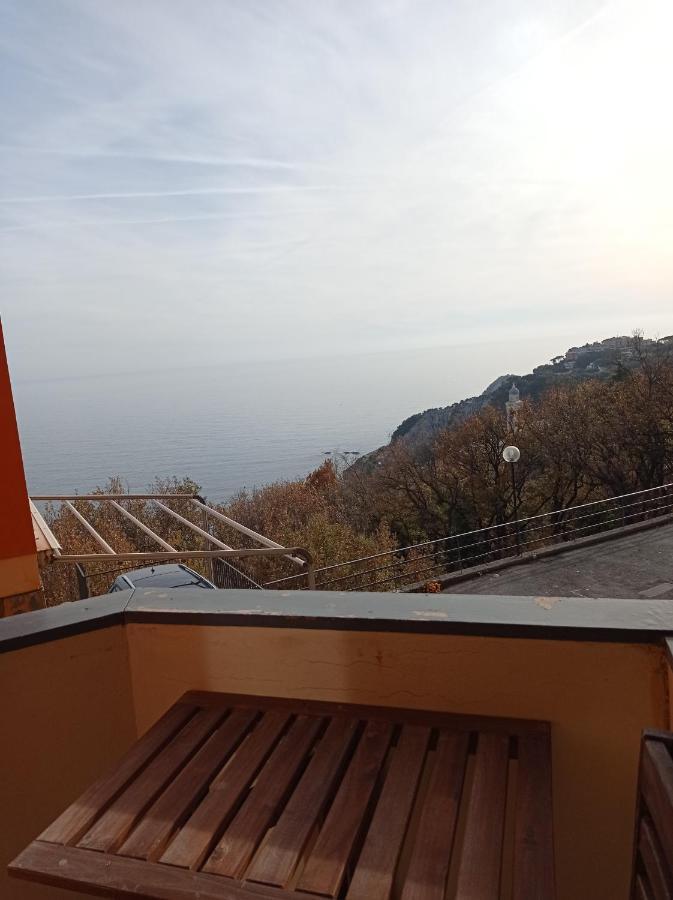 Casa Baia Azzurra Apartment Bergeggi Exterior foto